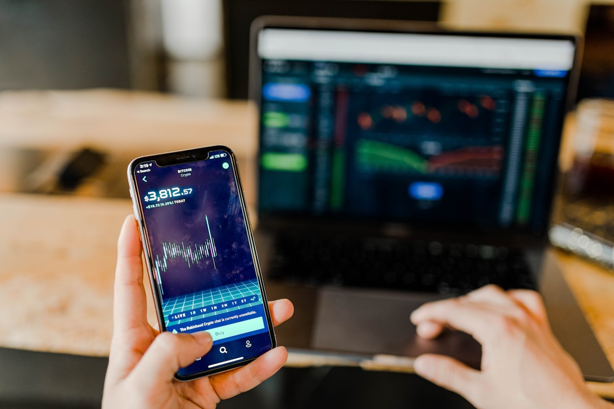 Kontakte speichern, segmentieren & verschieben mit Company-Finder-Listen