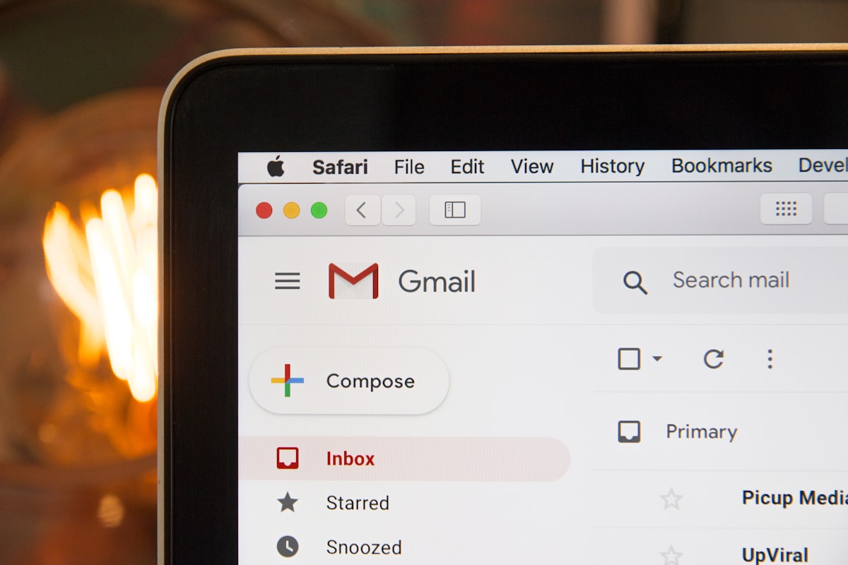 E-Mail-Bounce-Rate: Was normal ist und wie Sie sie senken (Leitfaden 2026)