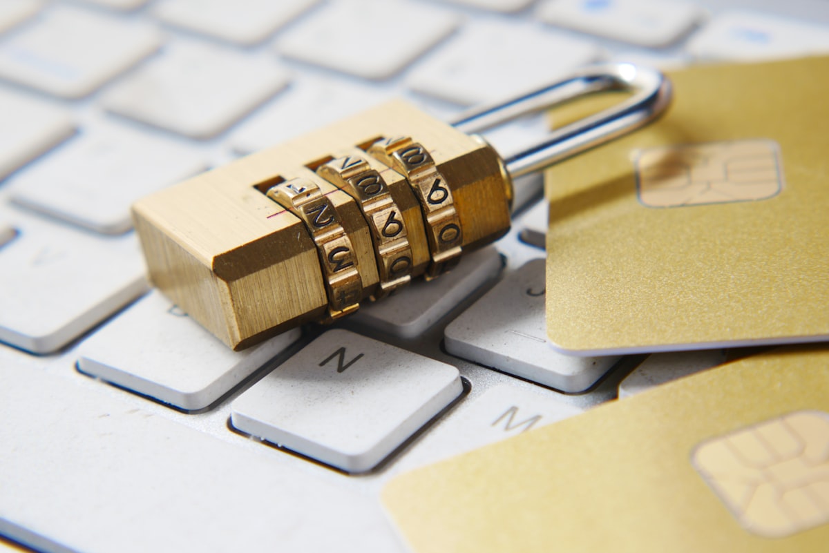 E-Mail-Verifizierung für WordPress: Ungültige Anmeldungen an der Quelle stoppen (2026)